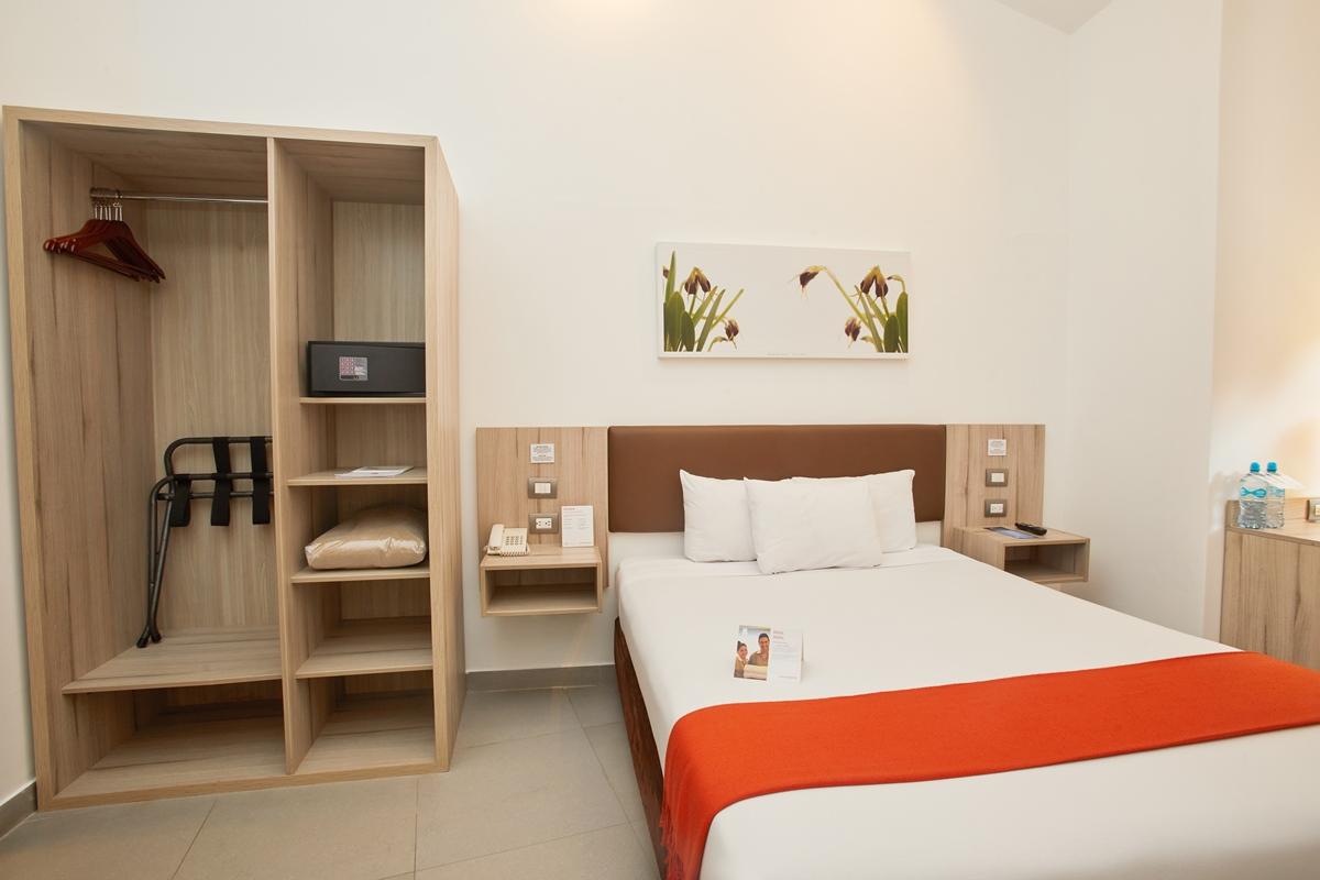 Casa Andina Standard Hotel